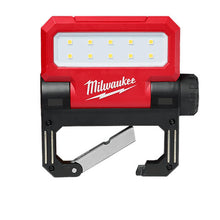 Carregar imagem no visualizador da galeria, Milwaukee 2114-21 REDLITHIUM™ USB ROVER™ Pivoting Flood Light
