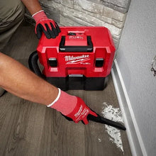 Carregar imagem no visualizador da galeria, Milwaukee 0960-20 M12 FUEL™ 1.6 Gallon Wet/Dry Vacuum
