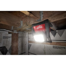 Carregar imagem no visualizador da galeria, Milwaukee 2366-20 M18™ ROVER™ Dual Power Flood Light (Tool Only)
