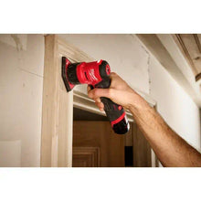 Carregar imagem no visualizador da galeria, Milwaukee 2531-20 M12 FUEL™ Orbital Detail Sander (Tool Only)
