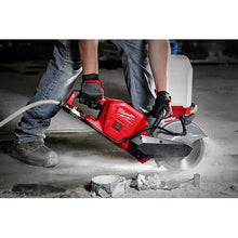 Carregar imagem no visualizador da galeria, Milwaukee 2786-22HD M18 FUEL™ 9" Cut-Off Saw w/ ONE-KEY™ Kit
