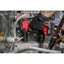 Carregar imagem no visualizador da galeria, Milwaukee 2855-20 M18 FUEL™ 1/2 " Compact Impact Wrench w/ Friction Ring (Tool Only)
