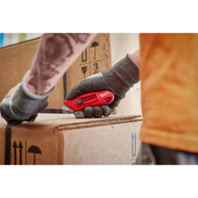 Carregar imagem no visualizador da galeria, Milwaukee 48-22-1516 Compact Side Slide Utility Knife
