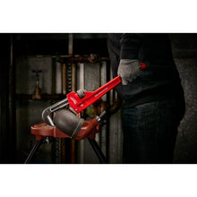 Carregar imagem no visualizador da galeria, Milwaukee 48-22-7118 18" Steel Pipe Wrench
