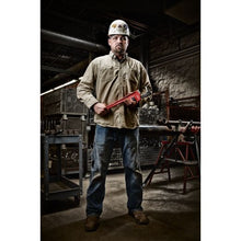 Carregar imagem no visualizador da galeria, Milwaukee 48-22-7118 18" Steel Pipe Wrench
