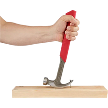 Carregar imagem no visualizador da galeria, Milwaukee 48-22-9080 20oz Curved Claw Smooth Face Hammer
