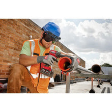 Carregar imagem no visualizador da galeria, Milwaukee 48-73-1416 BOLT™ Eye Visor - Tinted Dual Coat Lens (Compatible with Milwaukee® Safety Helmets)
