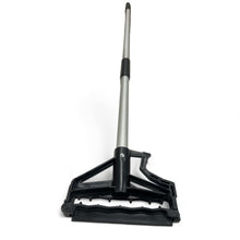 Carregar imagem no visualizador da galeria, Flip Grip Telescopic Mop Handle
