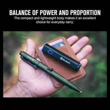 Carregar imagem no visualizador da galeria, OLIGHT DIFFUSEBK Diffuse 700 Lumens EDC Pocket Flashlight - Black

