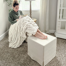 Carregar imagem no visualizador da galeria, Deluxe Slipcover Upholstered Ottoman
