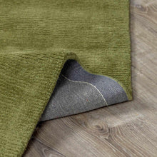 Carregar imagem no visualizador da galeria, Brockton Solid Sage Green Wool Rug
