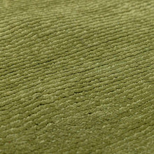 Carregar imagem no visualizador da galeria, Brockton Solid Sage Green Wool Rug
