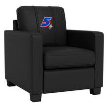 Load image into Gallery viewer, Dyno Stationary Club Chair with  Kyle Larson #5 Signature Logo

