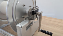 Carregar imagem no visualizador da galeria, 12&quot; Hose Reel - 3/4&quot; Manifold
