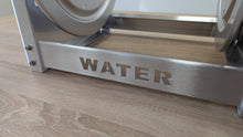 Carregar imagem no visualizador da galeria, 12&quot; Hose Reel - 3/4&quot; Manifold
