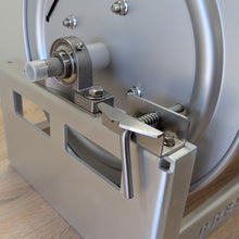 Carregar imagem no visualizador da galeria, 12&quot; Hose Reel - 1/2&quot; Manifold
