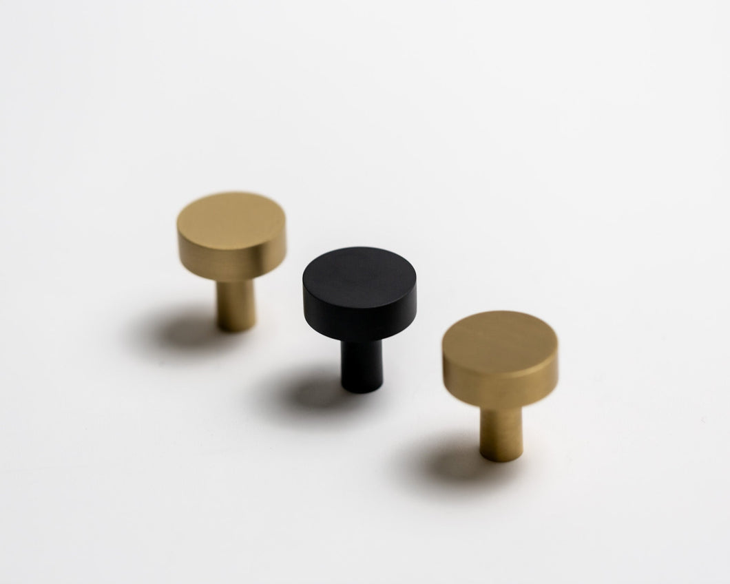 Stout Knob