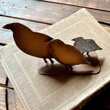 Carregar imagem no visualizador da galeria, Rustic Steel Mother Quail and Family
