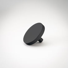 Cargar imagen en el visor de la galería, Rondelle, Solid Brass Cabinet Knobs
