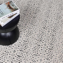 Load image into Gallery viewer, Sattley Area Rug
