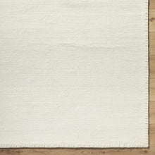 Carregar imagem no visualizador da galeria, Ayumu Ivory Area Rug
