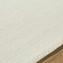 Carregar imagem no visualizador da galeria, Ayumu Ivory Area Rug
