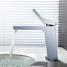 Load image into Gallery viewer, Chrome Single handle bathroom basin faucet with pop up overflow brass drain
