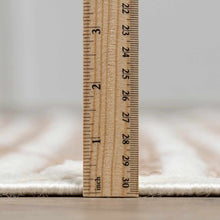 Carregar imagem no visualizador da galeria, Anah Cream Outdoor Rug
