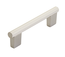 Carregar imagem no visualizador da galeria, Brushed Nickel &quot;Knox&quot; Cabinet Knobs and Drawer Pulls
