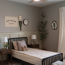 Carregar imagem no visualizador da galeria, Conrad Wallpaper by Lauren Blair Hersey
