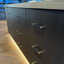 Cargar imagen en el visor de la galería, Bold, Solid Brass Black &amp; Gold Knurled Cabinet Pulls
