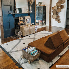 Load image into Gallery viewer, Shae Area Rug
