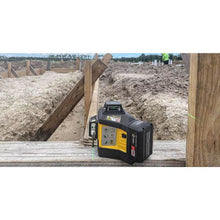 Carregar imagem no visualizador da galeria, Stabila 03420 Multi-line laser LAX 600 G, 12 V system, 7-piece set, with battery and charger
