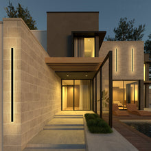 Load image into Gallery viewer, Svelte Outdoor Linear Lamp
