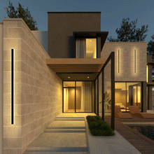 Load image into Gallery viewer, Svelte Outdoor Linear Lamp
