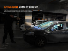 Carregar imagem no visualizador da galeria, Fenix TK22R Rechargeable Tactical &amp; Duty Flashlight
