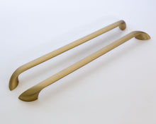 Load image into Gallery viewer, Twist, Solid Brass Appliance Pulls
