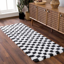 Carregar imagem no visualizador da galeria, Atira Black &amp; White Checkered Area Rug
