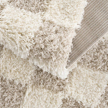 Carregar imagem no visualizador da galeria, Atira Light Brown Checkered Area Rug
