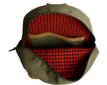 Carregar imagem no visualizador da galeria, Cape Buffalo Book Bag
