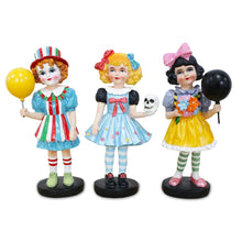 Carregar imagem no visualizador da galeria, Spooky Victorian Masquerade Girl Trio, 6" Trick or Treat Clown Figurines and Hauntingly Elegant Halloween Decor
