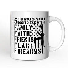 Carregar imagem no visualizador da galeria, 5 Things You Don’t Mess With Dad Personalized Mug, Patriotic Father Gift with Custom Name
