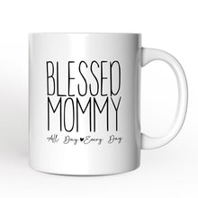 Carregar imagem no visualizador da galeria, New Mom Personalized Mug, Blessed Mommy Gift With Custom Name and Year
