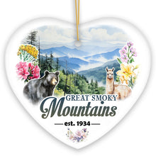 Carregar imagem no visualizador da galeria, Artistic Great Smoky Mountains Ornament, Ceramic Tennessee Travel Souvenir and Gift

