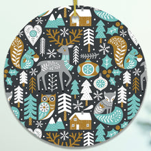 Carregar imagem no visualizador da galeria, Woodland Animal Scandinavian Winter Pattern Ornament
