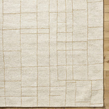 Carregar imagem no visualizador da galeria, Adalyn Area Rug - Vivir x Livabliss
