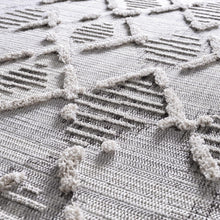 Load image into Gallery viewer, Bogtong High-Low Rustic Rug
