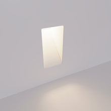 Load image into Gallery viewer, Aaban Stair Light
