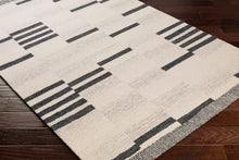 Carregar imagem no visualizador da galeria, Aibonito Wool Area Rug
