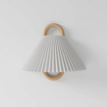 Load image into Gallery viewer, Aine Wall Lamp
